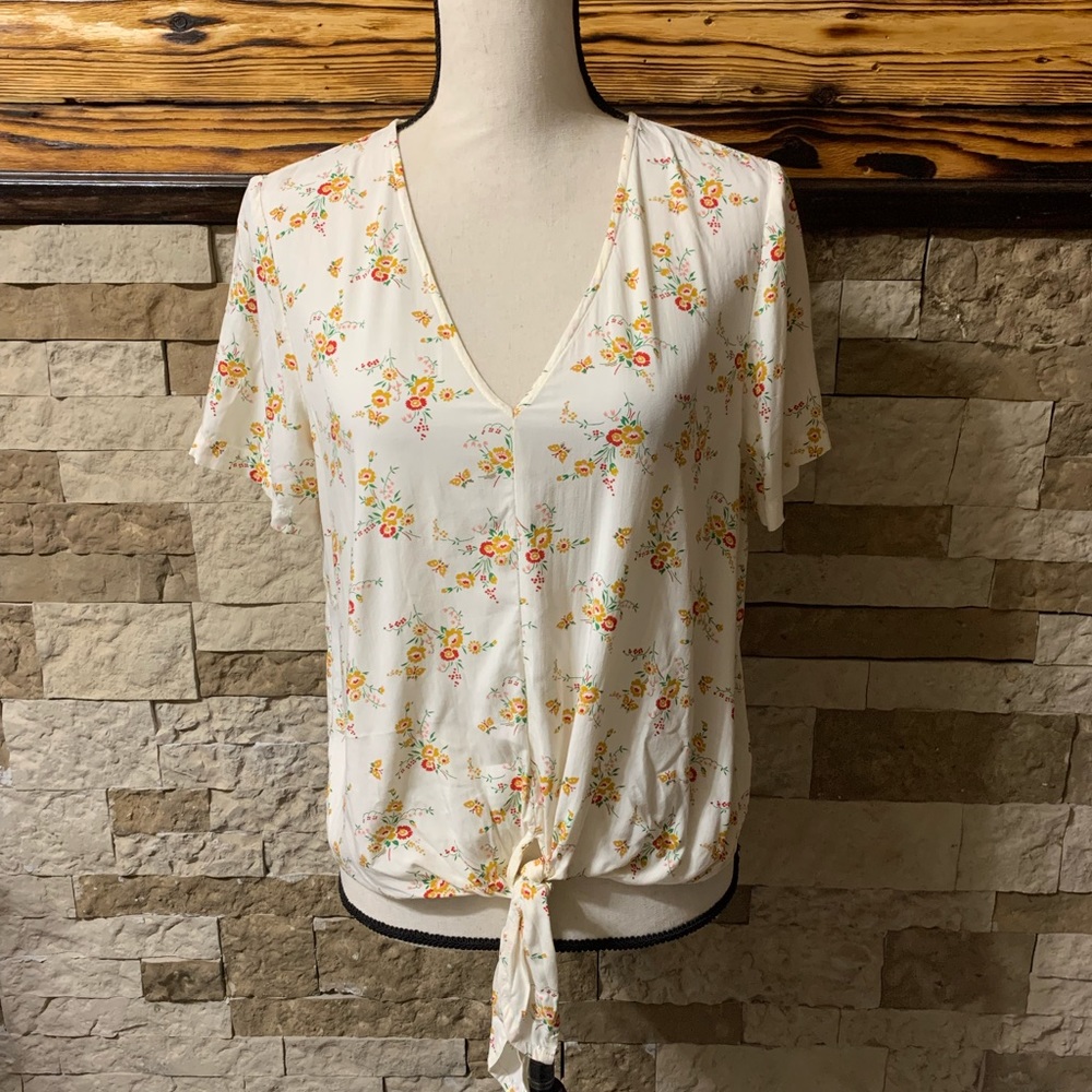 Madewell Novel Tie-Front Top in Windowbox Floral Springy Mustard Yellow Small - Picture 6 of 8
